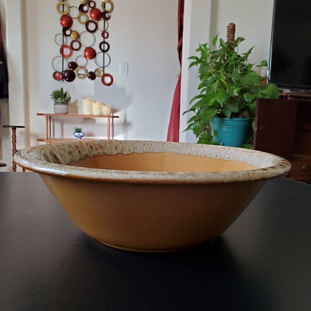 Canonsburg Pottery Butterscotch Serving Bowl. 10.25" Gold w/ Drip Border.
